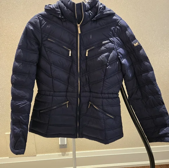 Jacket - Picture 1 of 2